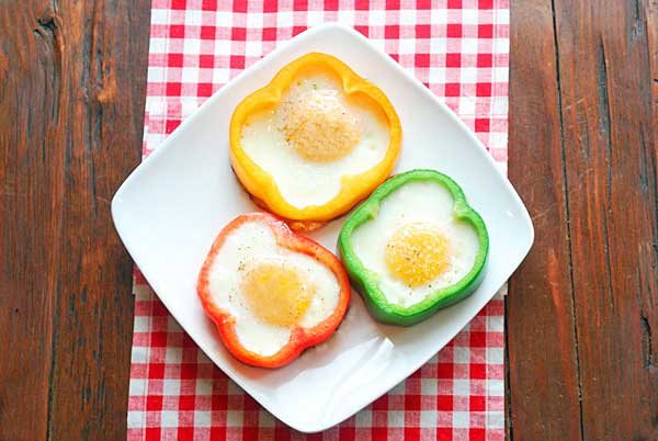 Bell Peppers with Eggs