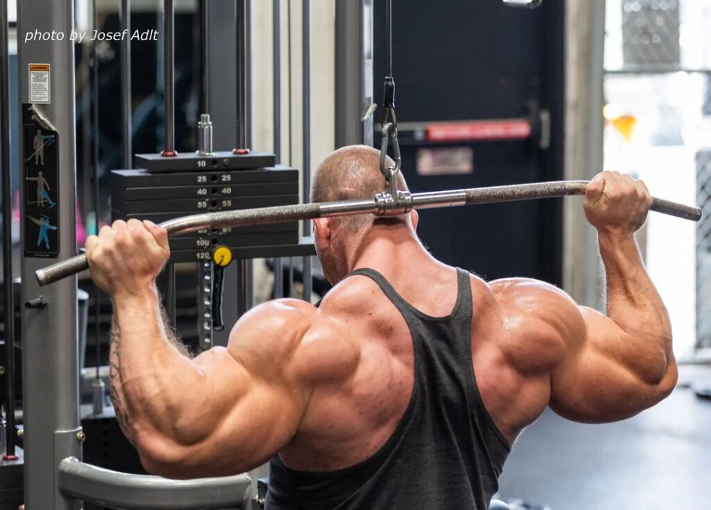 Michal Krizo back workout