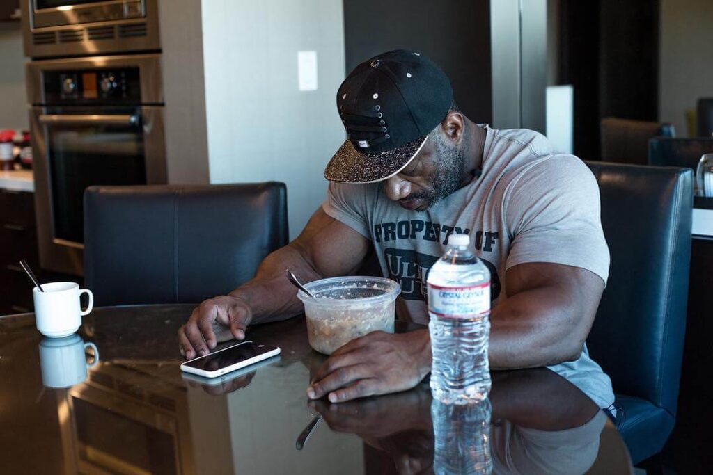 dexter jackson eating