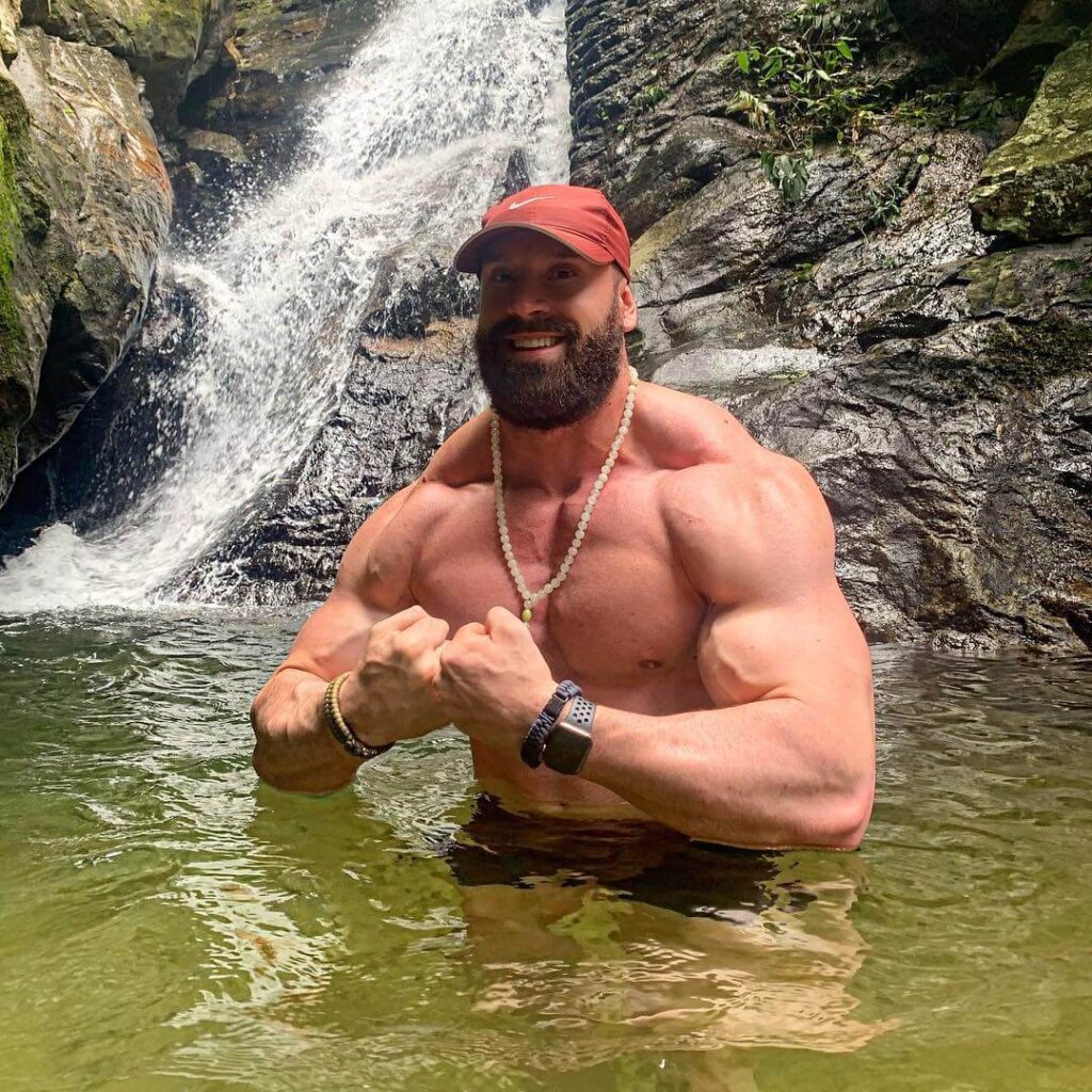 Bradley Martyn bodybuilder