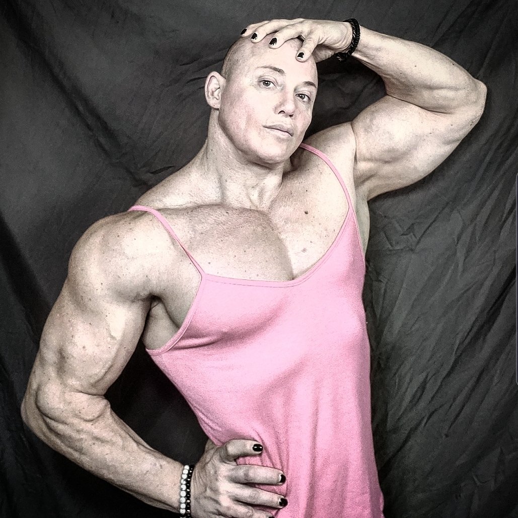 Body Build Transgender Unveiling the Unconventional: The World's Most Unusual Bodybuilders ...