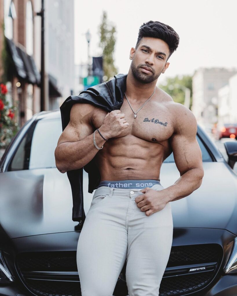 bhuwan chauhan ifbb pro