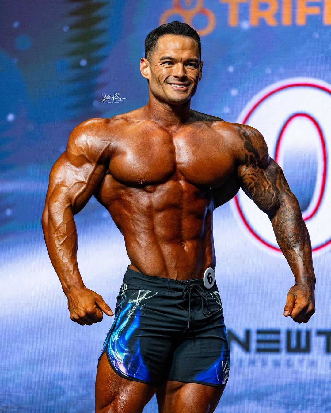 Jeremy Buendia’s Comeback: Competing at the 2024 Men’s Physique Olympia ...