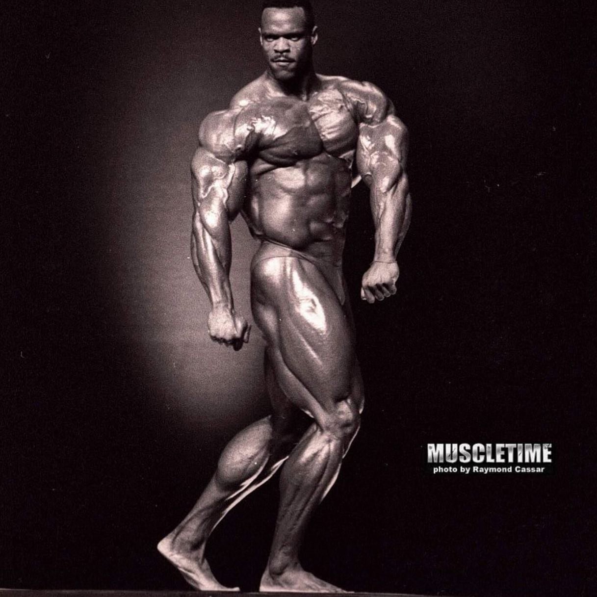 Paul Bodybuilder Paul Dillett Bio, Age, Weight, Height, Diet Plan, and Workout Routine ...