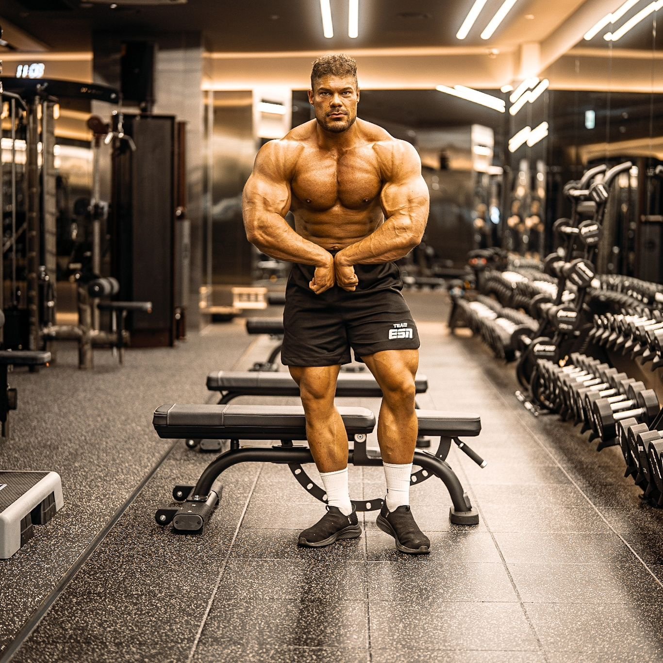 Wesley Vissers’ Leg Training Split He’s Using to Win the 2024 Mr