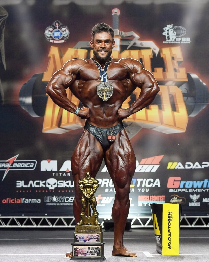 Matheus Menegate Bodybuilder 