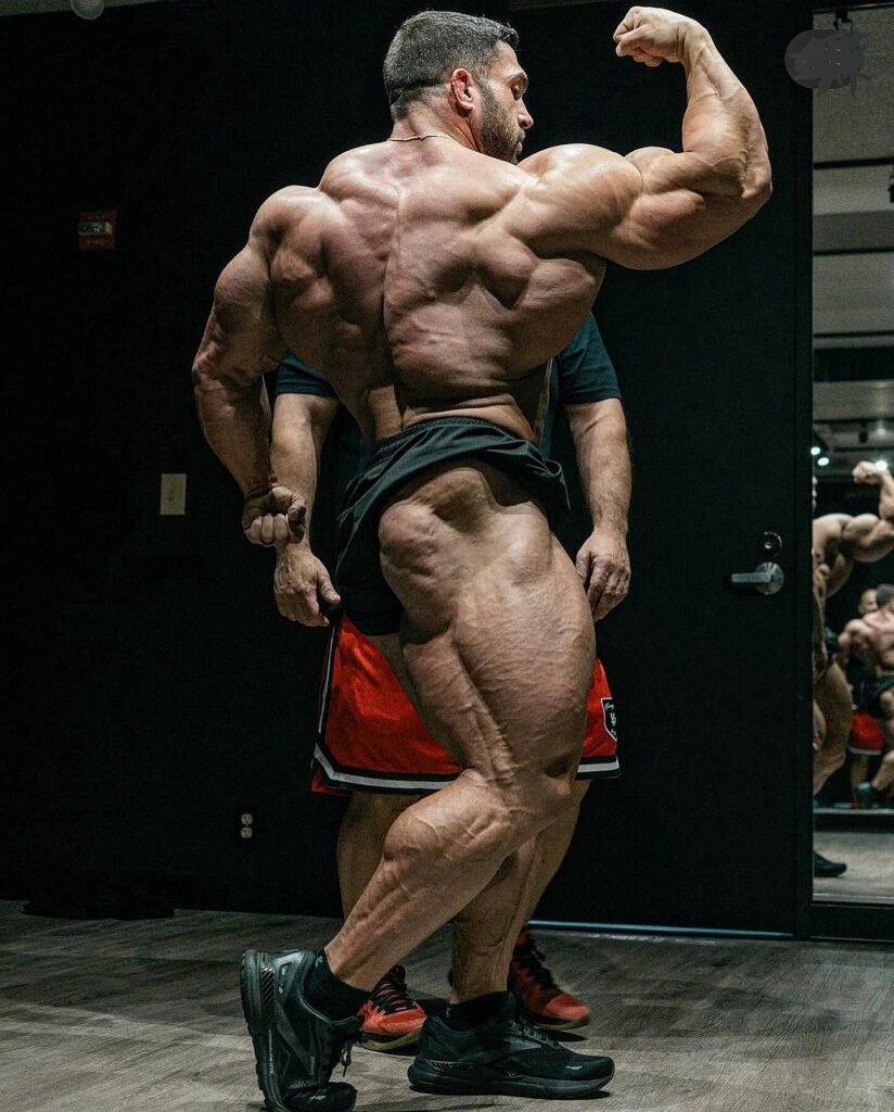 Derek Lunsford back workout 