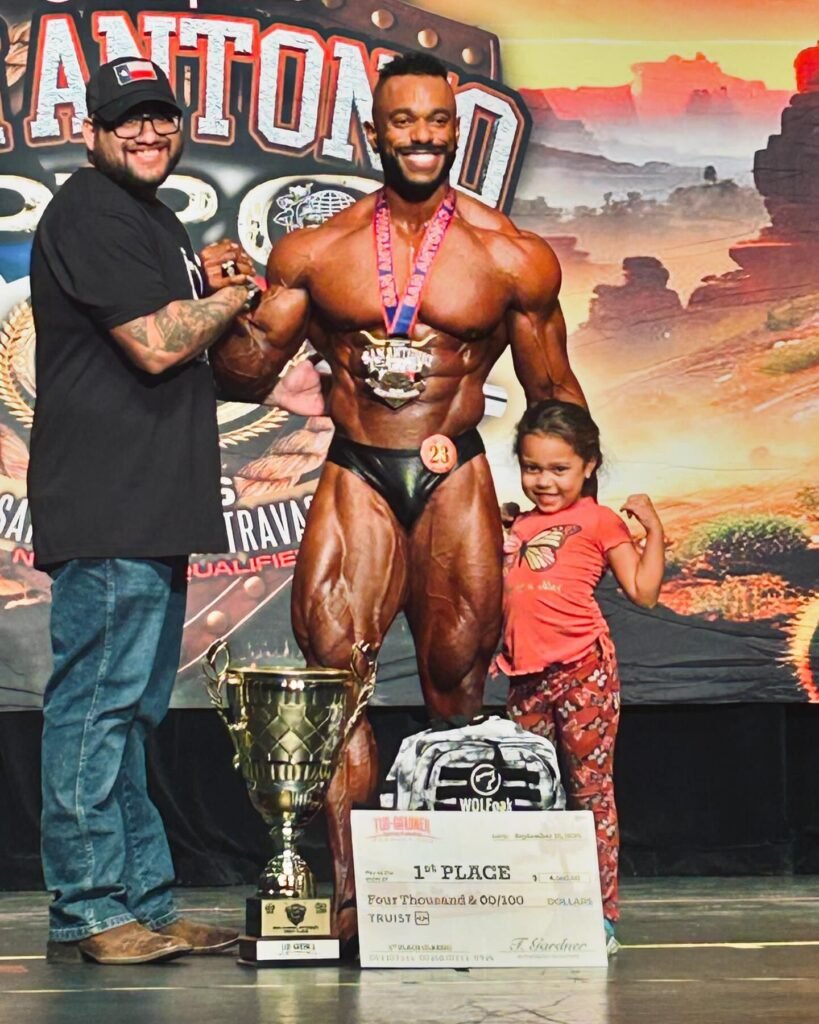 Tony Taveras Bodybuilder 