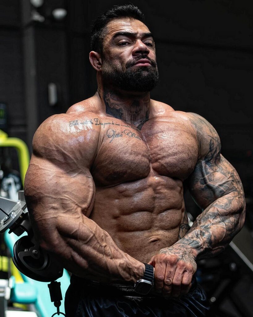 Bruno Oliveira Santos bodybuilder 