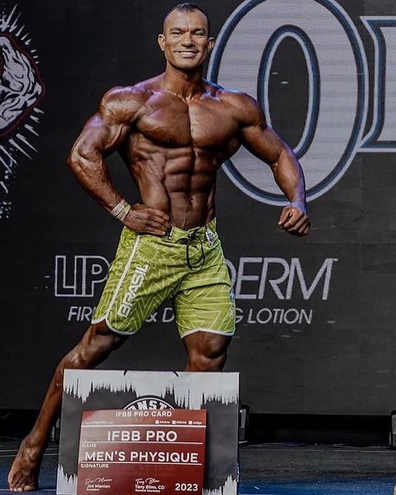 Felipe Goncalves Height and Weight