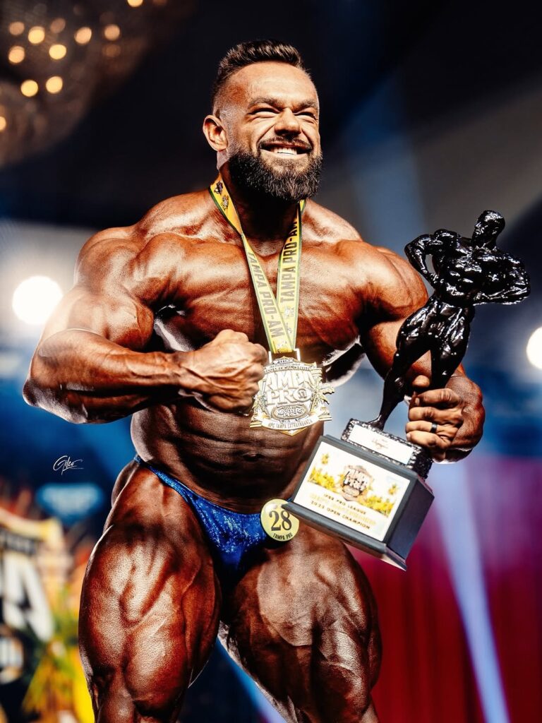 Jordan Hutchinson Bodybiulder Biography