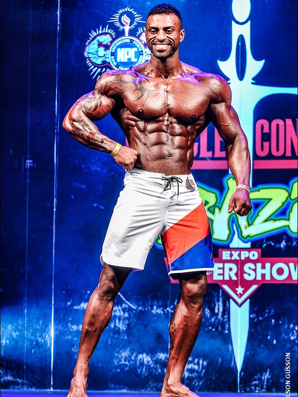 Rafael Oliveira age