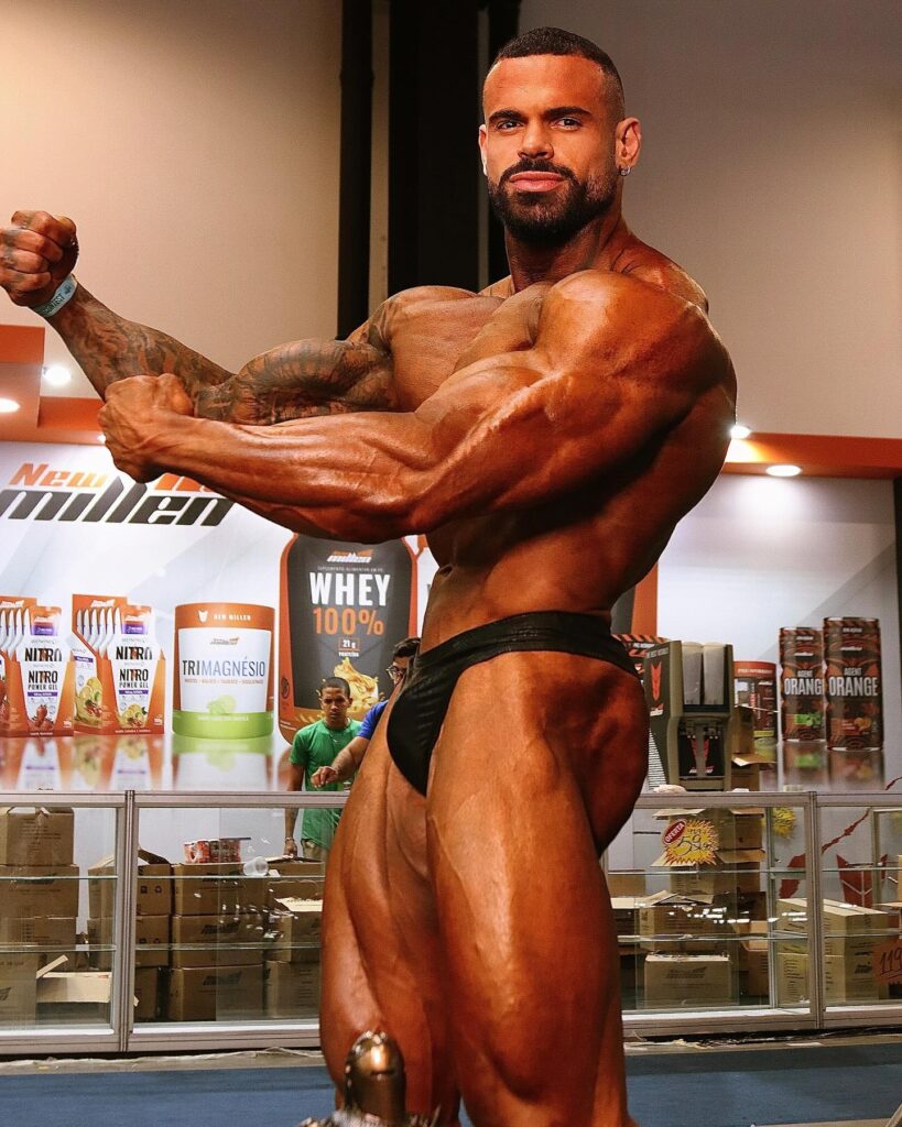 Kenny Moreira age