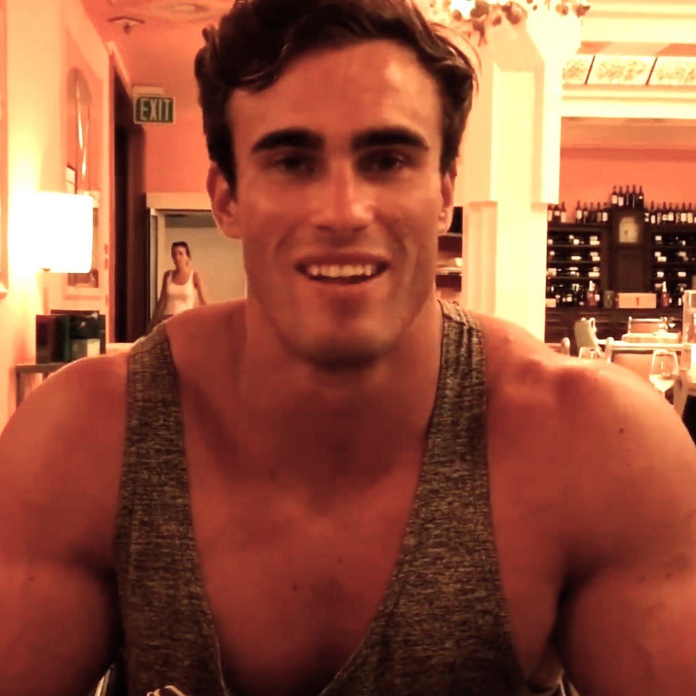Close-up of Calum Von Moger's upper body, 2017