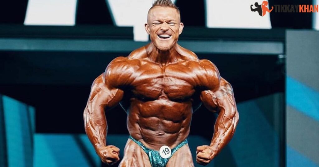 Flex Lewis posing on stage during his 212 Olympia championship run