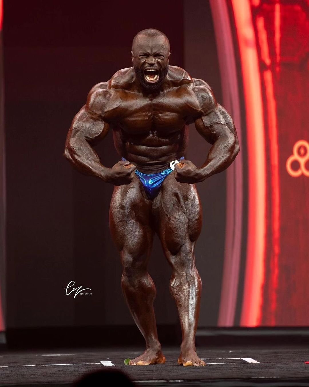 Samson Dauda competing at a pro show